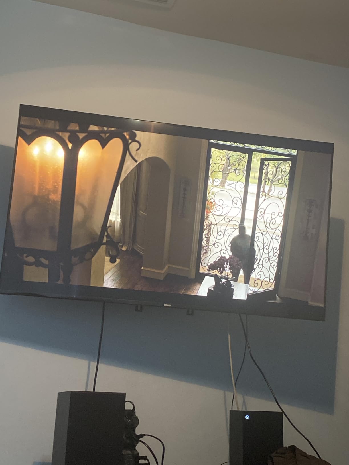 Roku 50-Inch Select Series TV customer photo 2