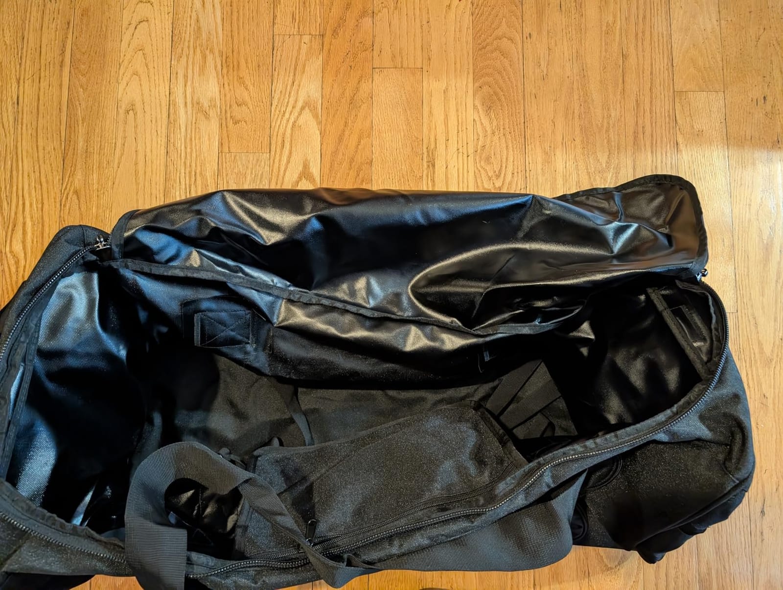 120L Extra Large Duffle Bag for Men, 32