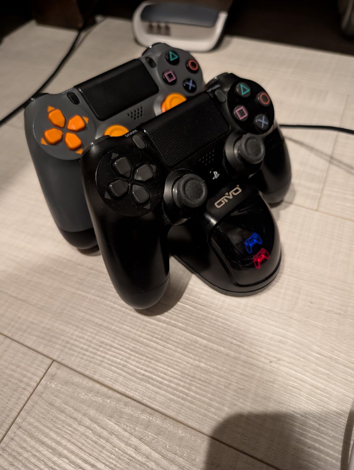 OIVO Charging Dock customer photo 2