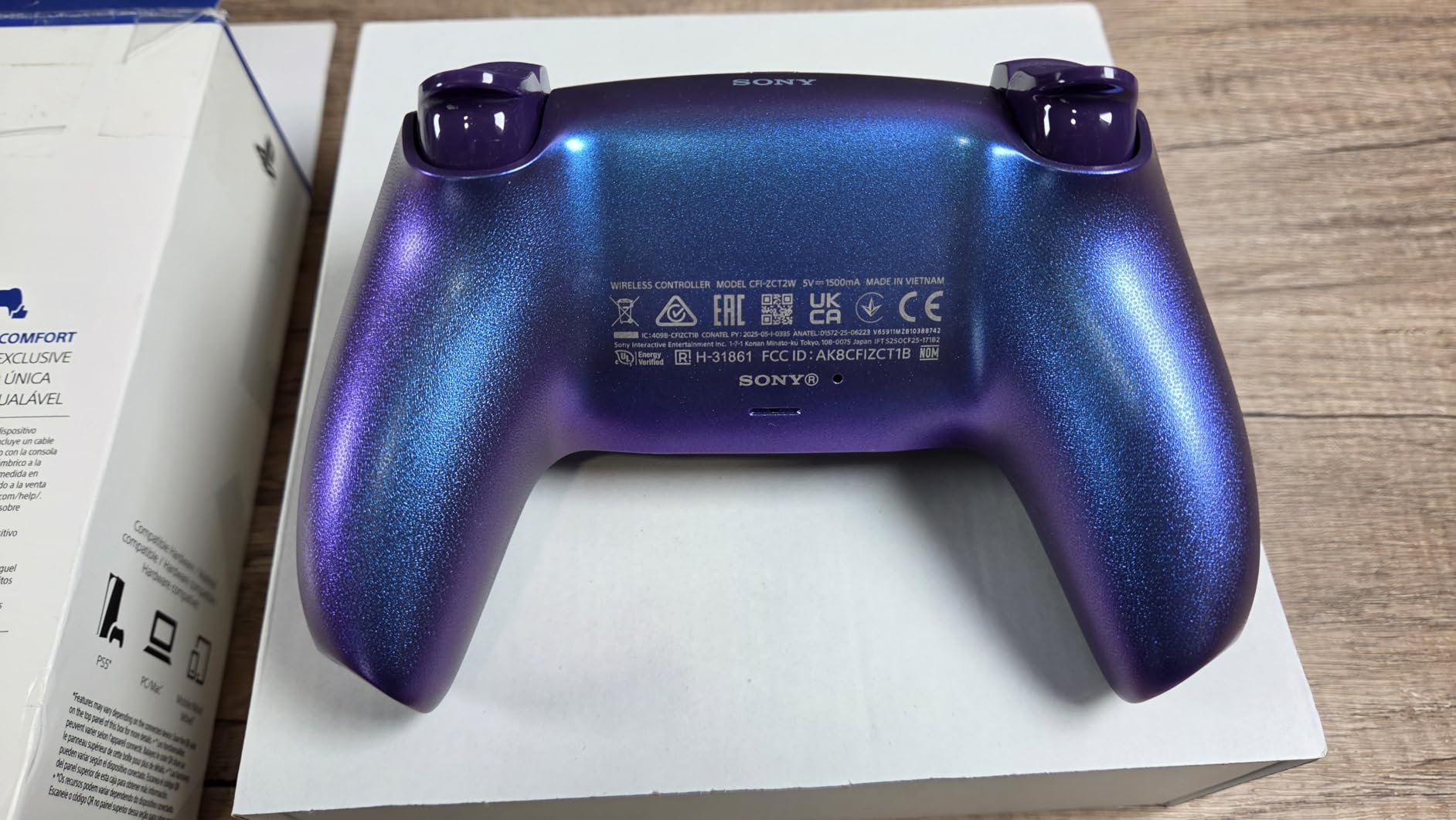 DualSense Wireless Controller customer photo 1
