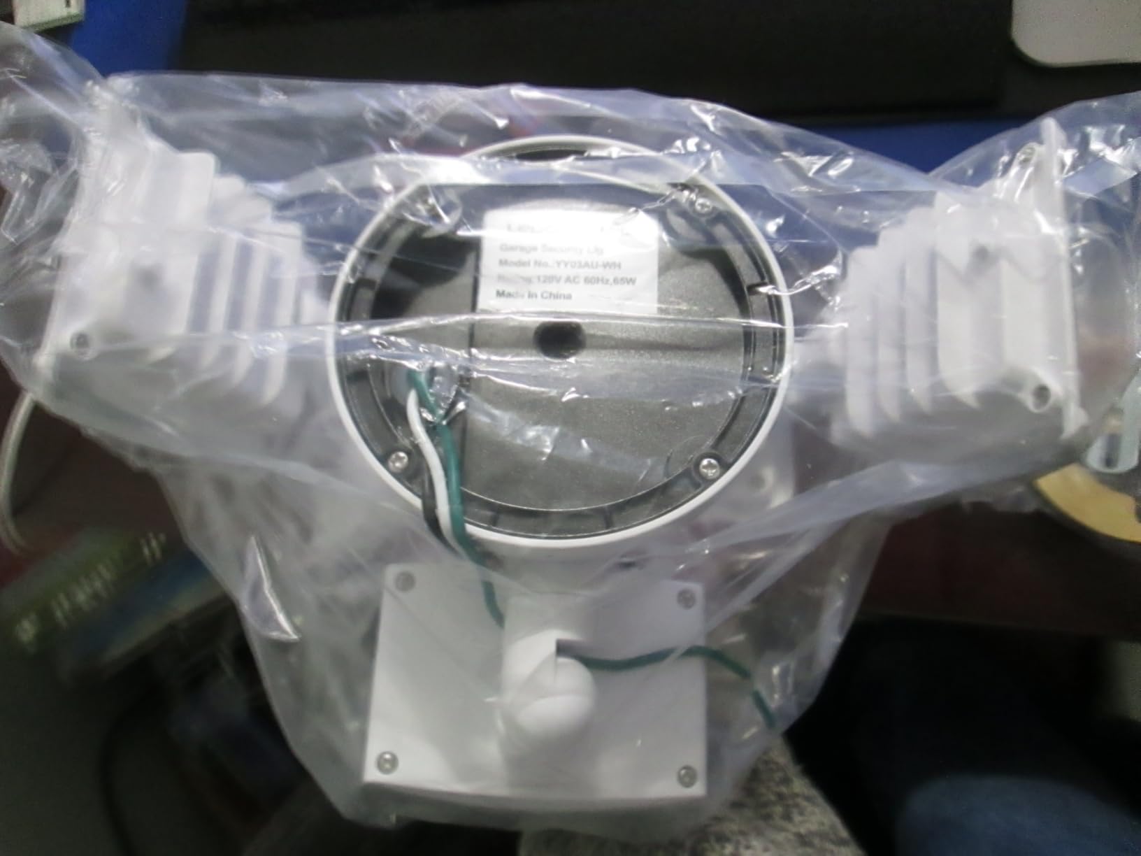 LEPOWER-TEC 7000LM Dimmable Motion Sensor Flood Light, Hardwired Outdoor customer photo 1