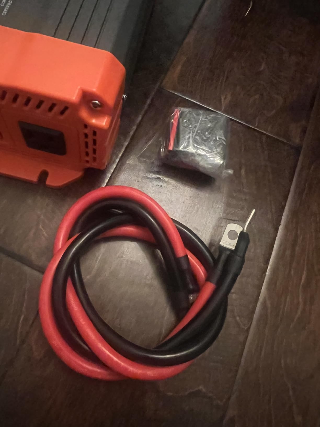 1000W Pure Sine Wave Power Inverter 12V DC to 120V AC, ETL Listed to UL 458 customer photo 1