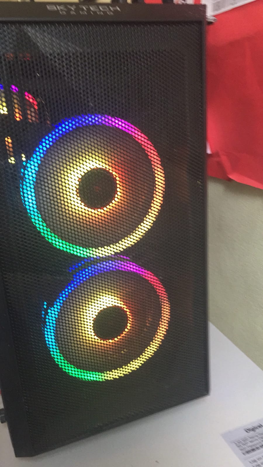 Skytech Azure R7 5700 customer photo 1