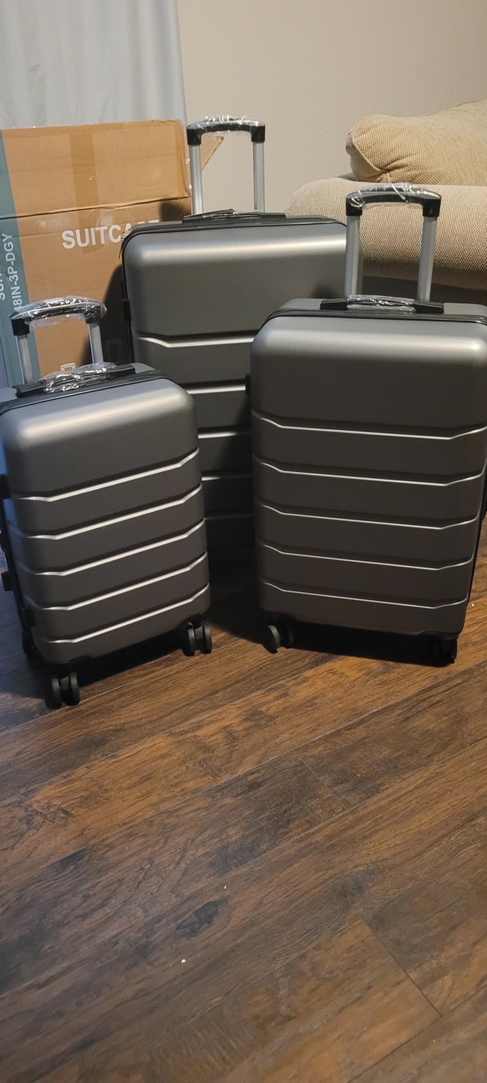 OLIXIS 24 Inch Luggage, Hardside Suitcase with Spinner Wheels, Lightweight ABS Hard Shell Checked Luggage, TSA Approved Lock, Expandable Medium Suitcase for Travel & Business–Olive Green customer photo 1