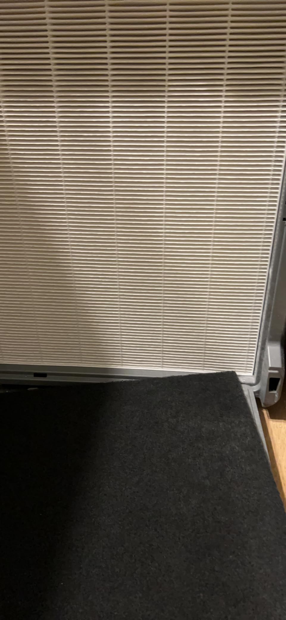 WINIX AT40 Air Purifier with 2 Years of Filters for Extra Large Room Up to 1968 Ft² in 1 Hr With Air Quality Monitor, True HEPA, Carbon Filter and Auto Mode, Captures Dander, Smoke, Dust customer photo 1