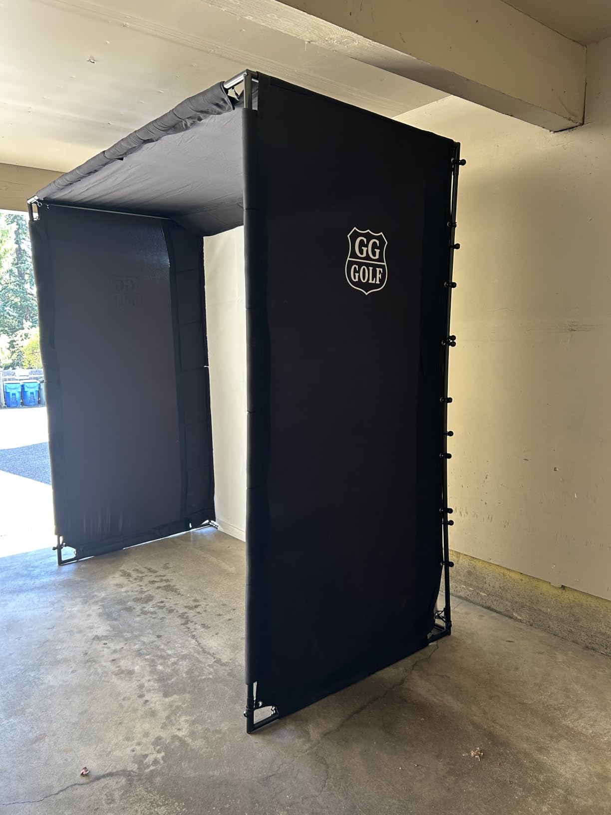 Glide Gear Golf Simulator Enclosure Kit – Impact Screen, Steel Frame & Black Surround – Indoor Golf Simulator Cage for Home Garage customer photo 2